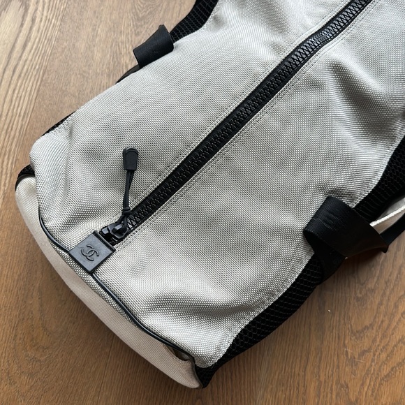 Chanel Sports CC Logo Duffle Nylon Mesh Black Grey Gray Gym Tennis Travel Bag - Picture 7 of 17